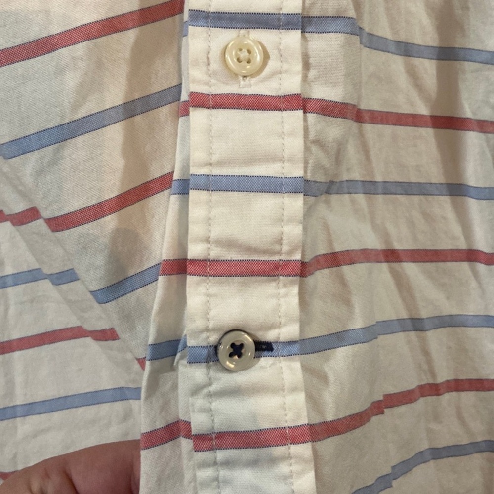 Button up - Picture 2 of 2